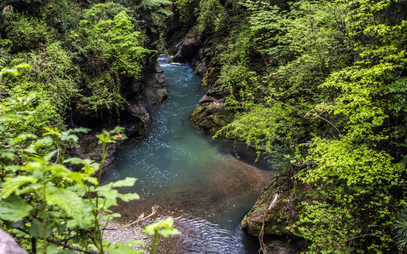 bellan gorge on lake como